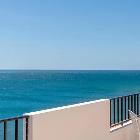 Casa Infinito Azul - Big Balcony - T2 By Bedzy * אלבופיירה